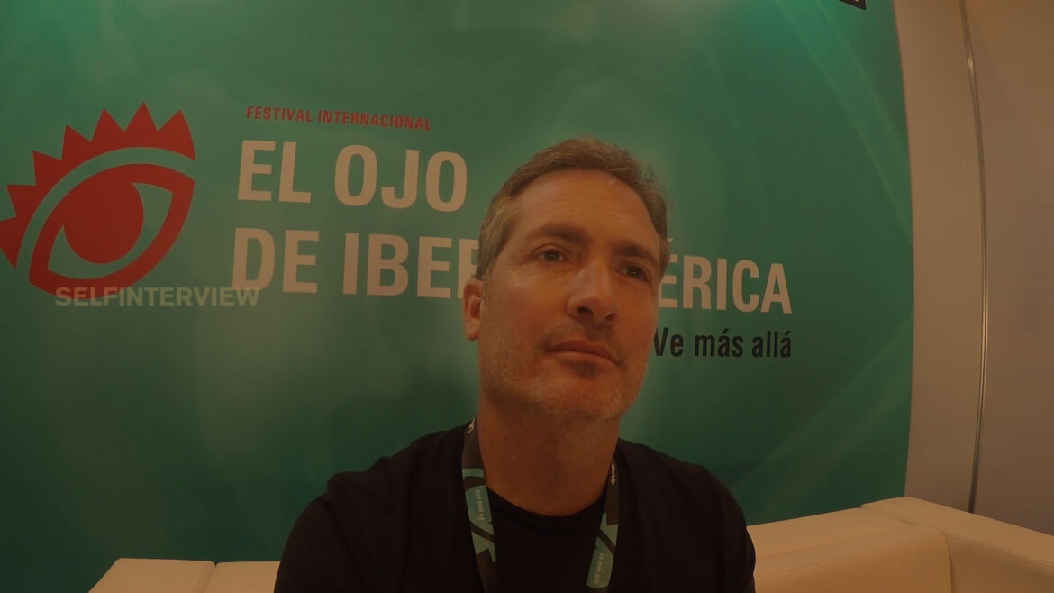 Nos metimos en la cabeza de Ricardo Chadwick Partner/Executive Creative Director at Fahrenheit DDB.